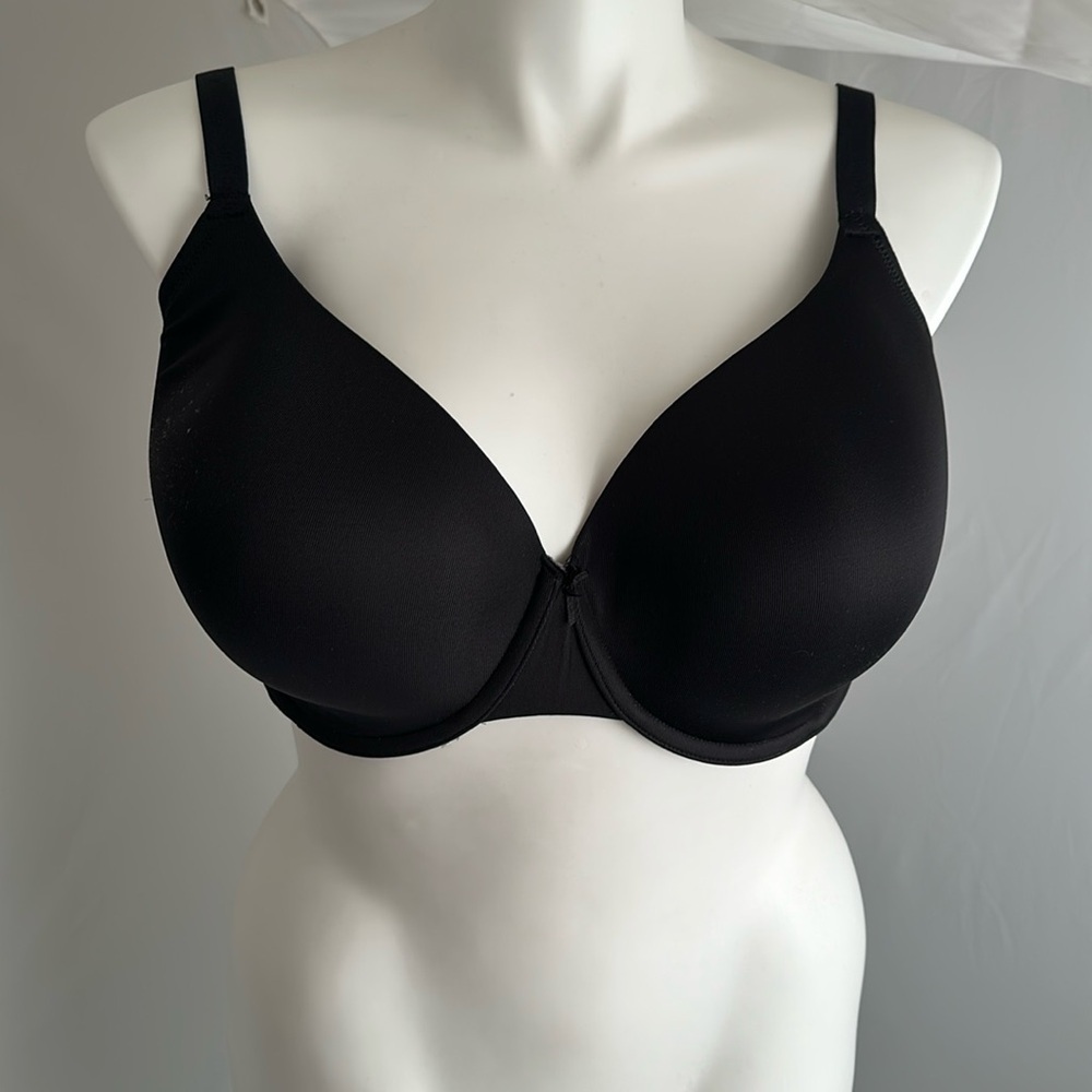 Cacique Lightly Lined T-shirt bra black